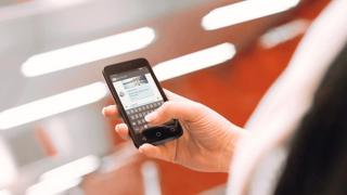 Vodafone vine cu reduceri pentru o serie de smartphone-uri din ofertă; promoție valabilă până pe 26 mai