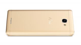 Alcatel Flash Plus 2 este lansat oficial; smartphone cu display FHD de 5.5 inch și preț de 160 dolari