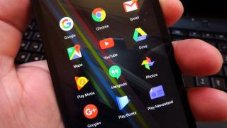 Allview V2 Viper i4G: OS, UI, aplicaţii pe bază de Lollipop cu modificări minore