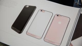 Husele lui iPhone 7 şi protecţia pentru ecran apar la o expoziție in Londra; Nu avem schimbări mari de format