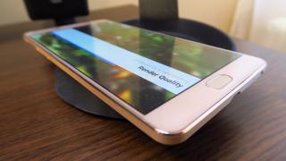 Allview P8 Energy Pro: benchmark-uri la nivel de flagship din 2014, temperatura rezonabilă