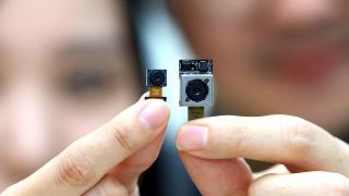 Sony va reduce producţia de module foto pentru smartphone, LG ar putea primi contractul pentru camera duală de pe iPhone