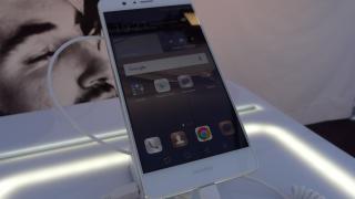 Huawei P9 Lite, primele impresii: foarte uşor şi comod, împrumută ecranul de la Huawei P9 (video hands-on)