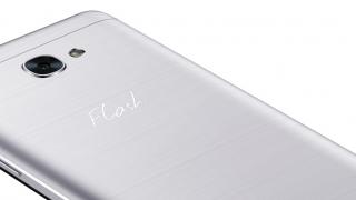 Alcatel Flash Plus 2 acum la precomandă; cel mai arătos smartphone din portofoliul chinezilor costă 179 dolari