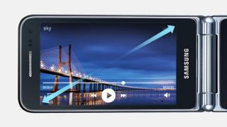 Samsung pregăteşte două telefoane cu clapetă, unul cu nume de cod Veyron şi unul Galaxy Folder 2