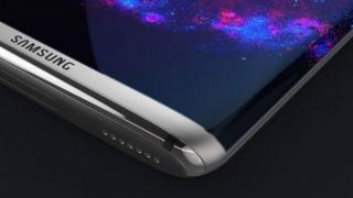 Samsung ar putea aduce o cameră duală pe Galaxy S8, dar și un display UHD