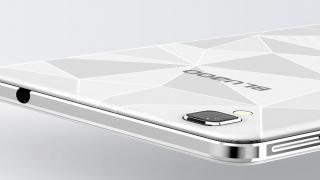 Bluboo Maya vs. Ulefone U007: două terminale cu prețuri de sub 300 lei și dotări atractive