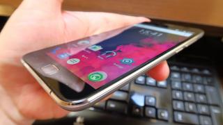 UMi Touch: Hardware de liga întâi, cu preţ de liga a treia