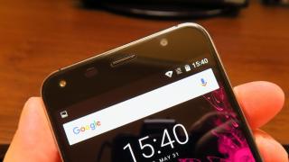 UMi Touch: Conectivitate cu două SIM-uri capabile 4G, ceva picaje de semnal