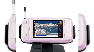 Hitachi prezintă W43H II pentru KDDI au