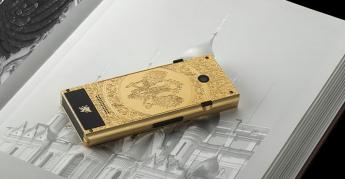 Mobiado Professional 3 GCB Russia este un telefon de lux placat cu aur de 24K