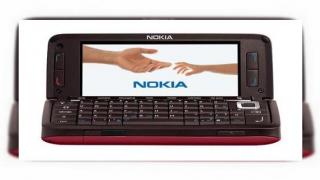 De la Psion Series 3 la Nokia E90 Communicator