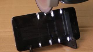 Ulefone Metal face cunoștiință cu un flex electric; iată un test de rezistență pus la cale chiar de către producător