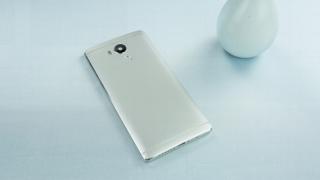 Vernee Apollo va beneficia de câteva modificări înainte de lansarea comercială; vine ca rival pentru Xiaomi Redmi Pro