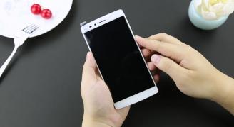 Varianta argintie a phablet-ului Vernee Apollo Lite primește un unboxing video