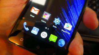 iHunt Freedom: Display rezonabil pentru preţ, fără artificii