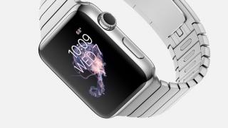 Apple lansează Watch Series 2; primim un nou procesor, un display mai luminos și certificare pentru rezistența la apa de până la 50 metri