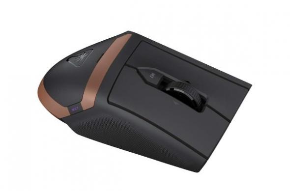 Mouse-ul MC7: 9f4ca5a9e025433f87ae1f9bbd02c5f3_Large.jpg