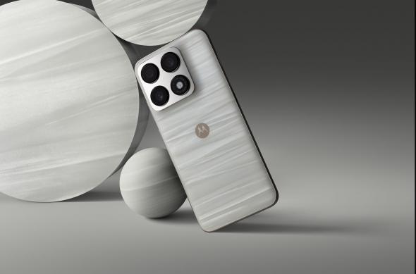 Motorola edge 70 Pro - Fotografii: edge 70 pro.jpg