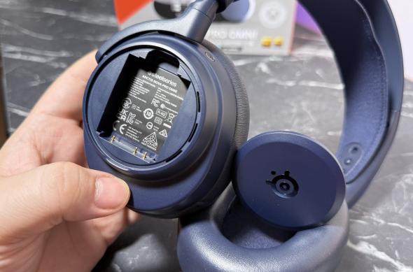 SteelSeries Arctis Nova Pro Omni - Unboxing: Photo 01-05-2026, 14 54 47.jpg