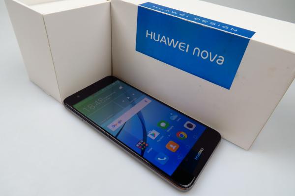 Huawei Nova - Unboxing