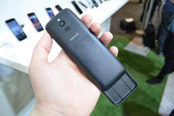 Nokia 8110 4G - Fotografii Hands-On de la evenimente
