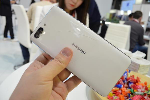 Ulefone T2 Pro - Fotografii Hands-On de la evenimente