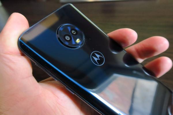 Motorola Moto G6 - Fotografii Hands-On