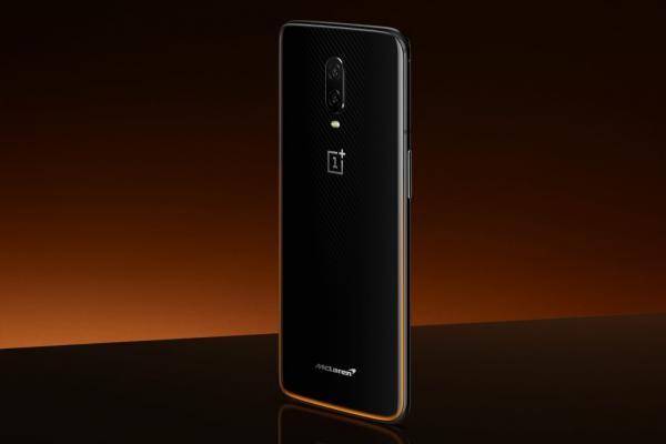 OnePlus 6T McLaren Edition - Fotografii oficiale