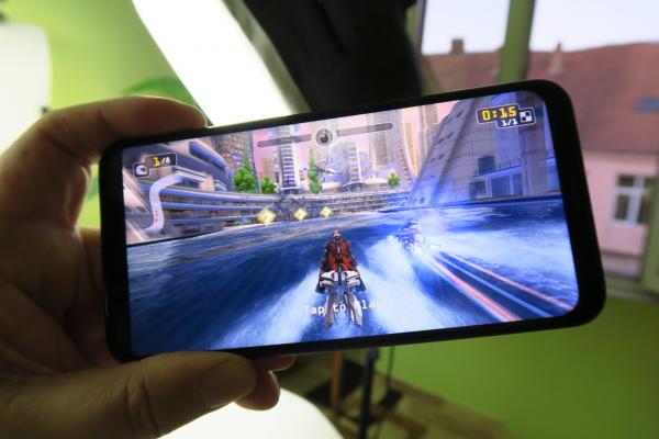 Test termic Nokia 8.1