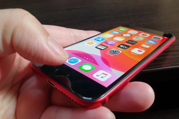 Apple iPhone SE (2020) - Fotografii Hands-On