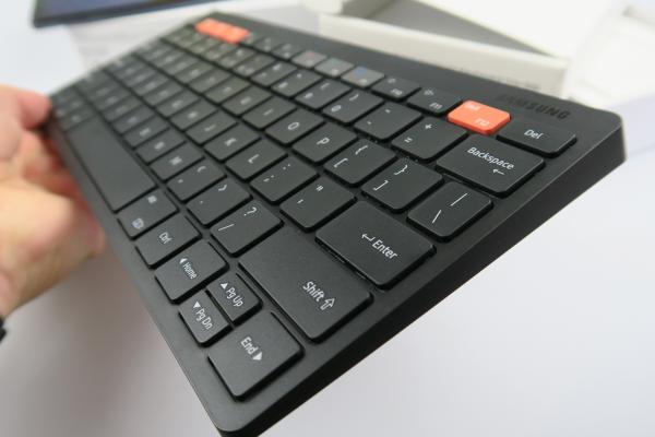 Samsung Smart Keyboard Trio 500 - Unboxing