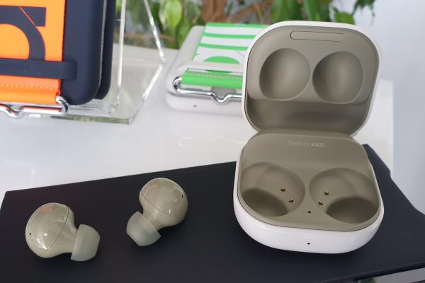 Samsung Galaxy Buds 2 - Fotografii Hands-On
