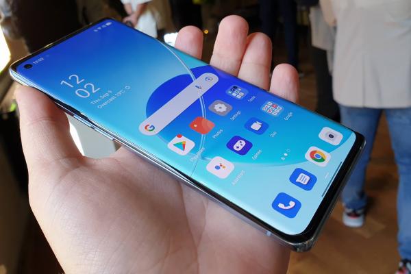 OPPO Reno6 Pro 5G - Fotografii eveniment