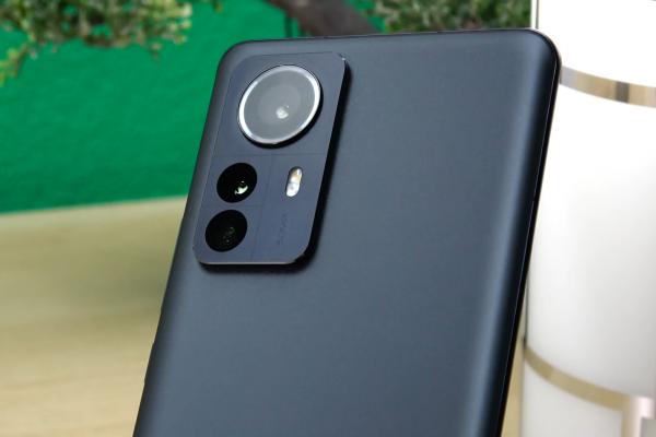 Xiaomi 12 Pro - Galerie Foto Mobilissimo.ro