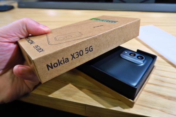 Nokia X30 5G - Unboxing
