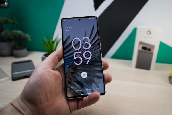 Google Pixel 7 Pro - Galerie foto Mobilissimo.ro