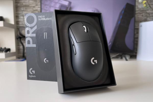 Logitech G Pro X Superlight 2 - Fotografii