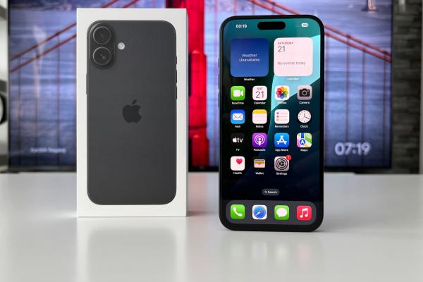 Apple iPhone 16 Plus - Unboxing