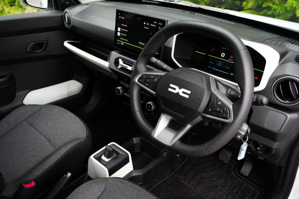 Dacia Spring Cargo Facelift - Fotografii oficiale