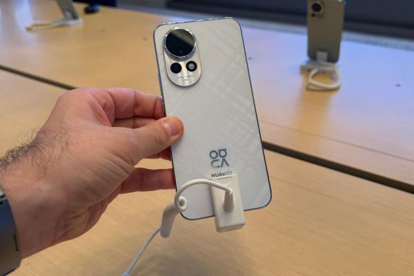 HUAWEI nova 13 - Hands-on