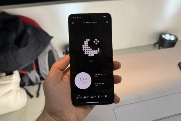 Nothing Phone (3a) Pro - Fotografii hands-on MWC 2025