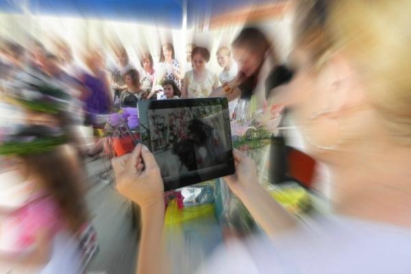 iPad 2 și rolul său de cameră foto - inedit