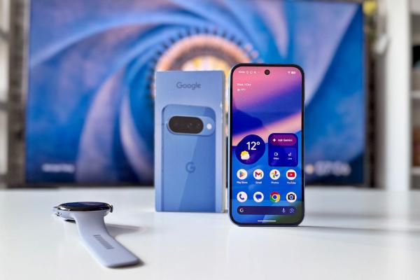 Google Pixel 10 - Unboxing