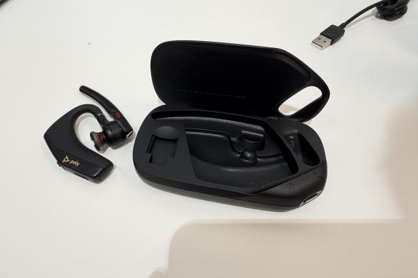 Poly Voyager Free 60+ UC - Căști wireless