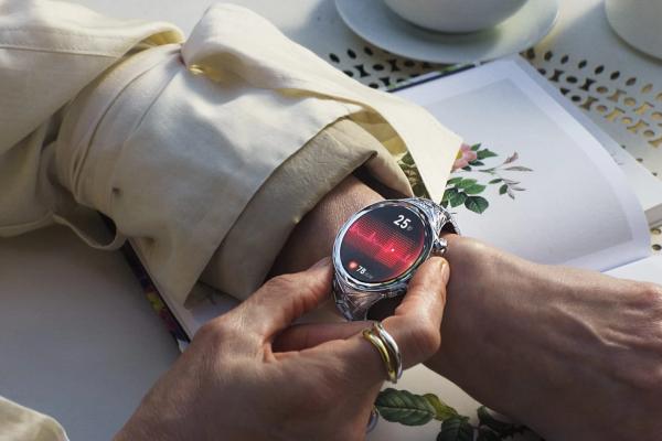 Huawei Watch Ultimate Design Diamond Edition - Fotografii oficiale