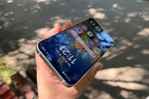 OPPO Reno16 Pro - Design