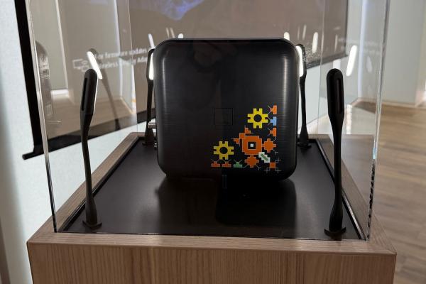 Wi-Fi 7 Giga Box - Orange