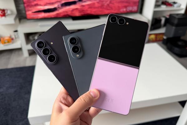 Samsung Galaxy Z Fold8 - Foto toate
