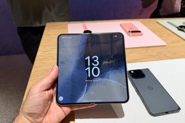 Google Pixel 11 PRO Fold - Fotografii hands-on